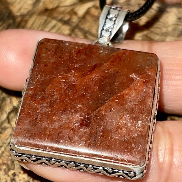 Red Aventurine Quartz Pendant 2” - Picture 10 of 15